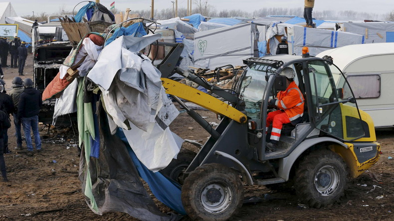 Les travaux de démantèlement se poursuivent dans la «Jungle» de Calais