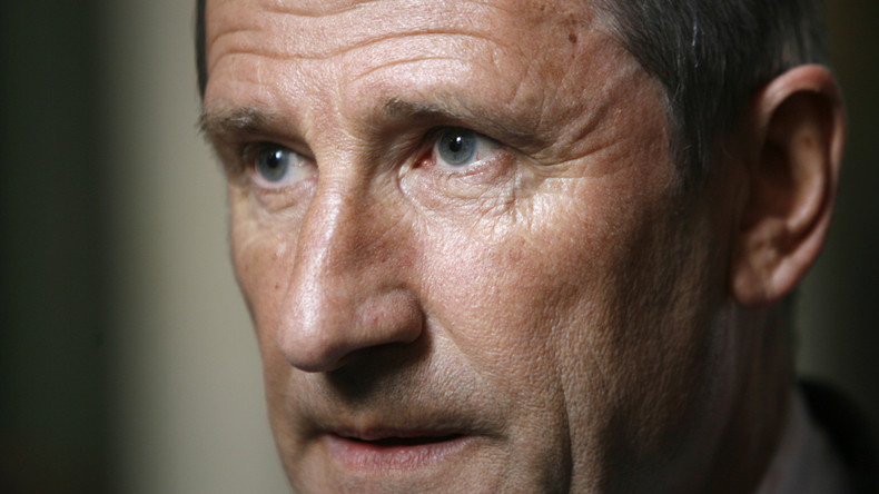 Philippe de Villiers : «Obama parle comme un grand chef de tribu»