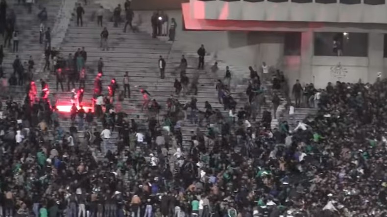 2 morts et 51 blessés dans des affrontements entre supporters de foot à Casablanca (PHOTOS, VIDEO)