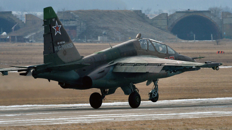 Un avion de combat SU-25 s’écrase dans l’Extrême-Orient russe (VIDEO)
