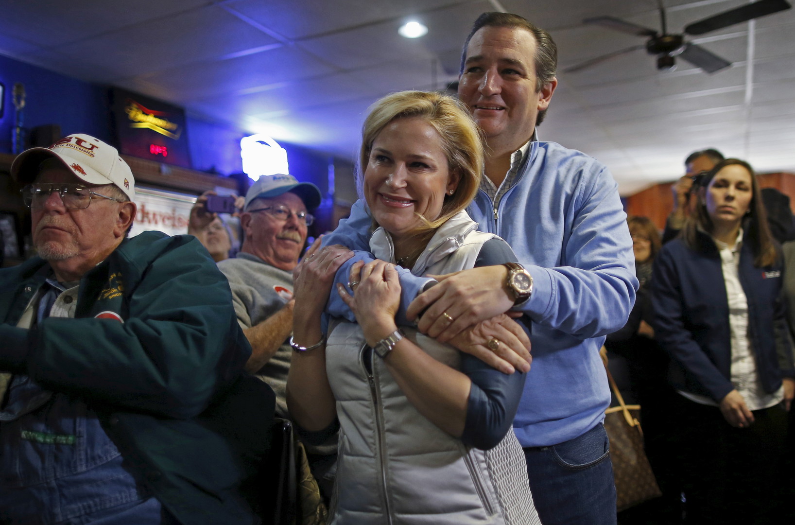 Crêpage de chignon entre Donald Trump et Ted Cruz au sujet...de leurs femmes ! (PHOTOS)