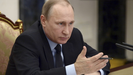 Poutine : «Il ne faut pas chercher une théorie du complot au scandale du dopage dans le sport russe»