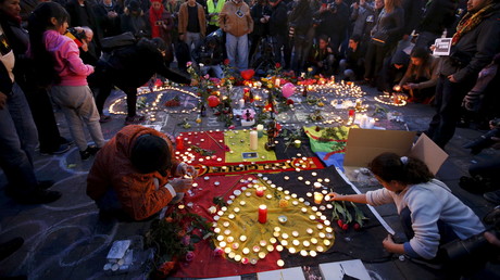 Recueillement Place de la Bourse à Bruxelles après les attentats du mardi 22 mars dernier