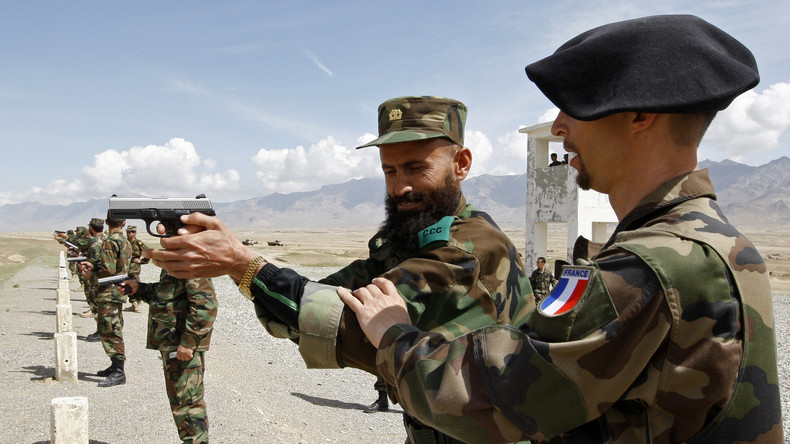 D'anciens interprètes afghans auxquels des visas ont été refusés recourent en justice