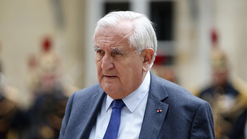 Jean-Pierre Raffarin : «Il faut qu'il y ait des contrôles strictes et sûrs à la frontière européene»