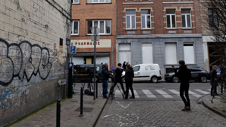 Une journaliste italienne attaquée en plein direct à Molenbeek (VIDEO)