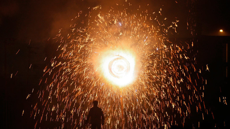 Inde : Plus de 100 morts dans un incendie lors d'un feu d'artifice (PHOTO, VIDEO)
