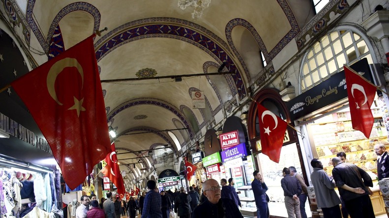 «On ne critique pas le gouvernement !» Nouveau conseil de Berlin aux touristes allemands en Turquie