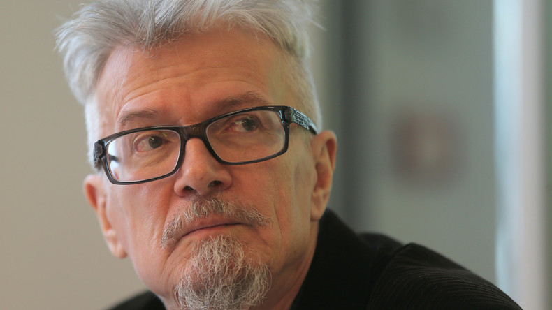 Limonov revient sur le «Bangladesh russe» de Madeleine Albright