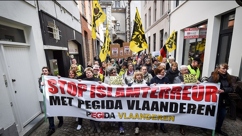 Anvers : affrontements entre des manifestants de PEGIDA et la police (VIDEO)