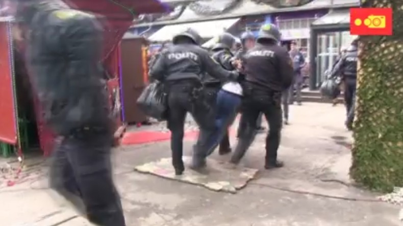«La police a frappé tout le monde» : des agents danois usent de matraques contre des civils (VIDEOS)
