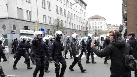 Manifestations interdites à Bruxelles et Molenbeek : une blessée et une centaine d'arrestations