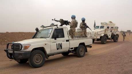 Les soldats de la Force de maintien de la paix de l’ONU en patrouille