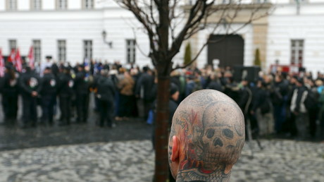 13 Février 2016 : des groupes de néo-nazis à Budapest, en Hongrie.