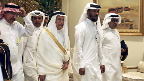 Le ministre saoudien du pétrole Ali al-Naimi arrivant au sommet de Doha, le 17 avril 2016