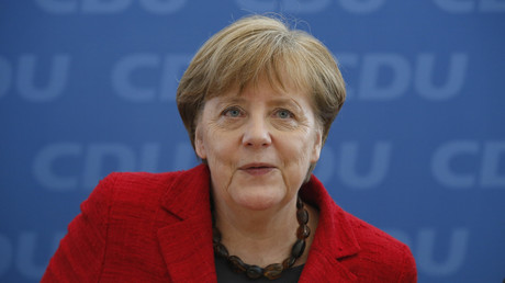 Malgré les vives critiques de sa politique migratoire, Merkel va à Ankara pour apaiser les tensions