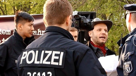 Le leader du Parti Pirate arrêté en Allemagne pour avoir récité un poème sur Erdogan