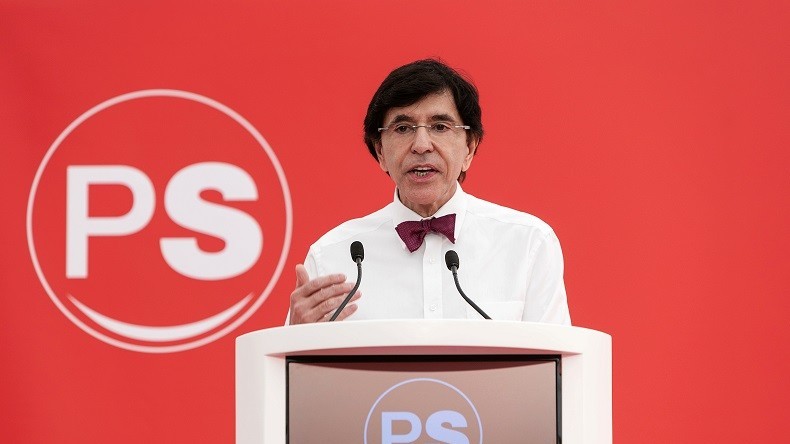 L’ex-Premier ministre belge Elio Di Rupo s’en prend au gouvernement qui «obéit aux grands patrons»