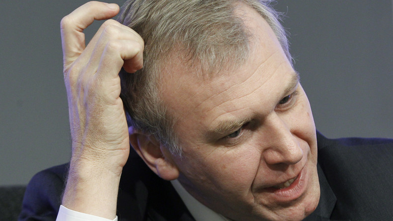 Désolé, Yves, que tu aies raté ton avion, mais n’est-ce pas un peu ta faute aussi ?