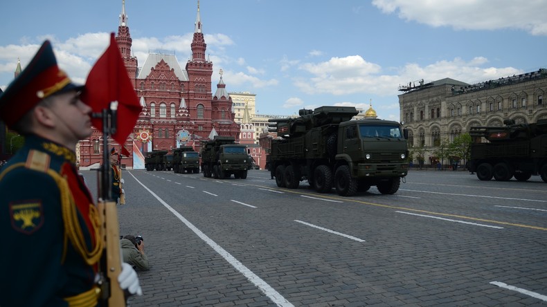 Répétition générale du défilé pour le Jour de la Victoire à Moscou (VIDEO PANORAMIQUE)