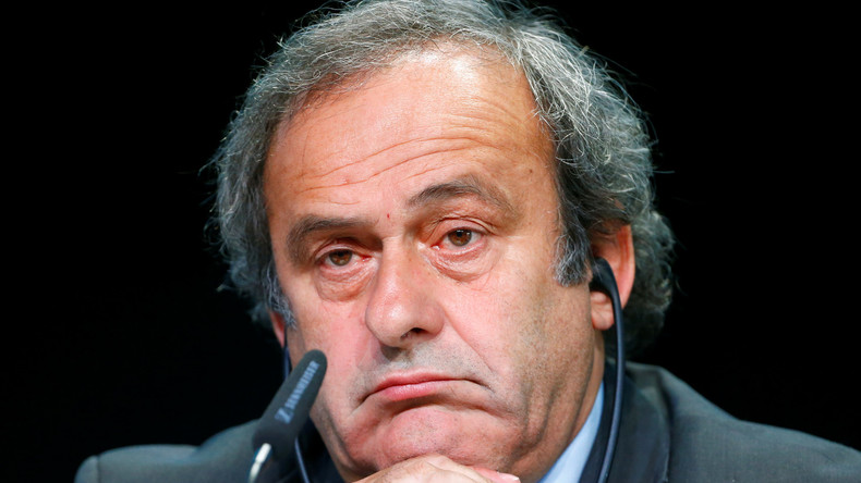 Le TAS réduit à 4 ans la suspension de Michel Platini, qui démissionne de l'UEFA