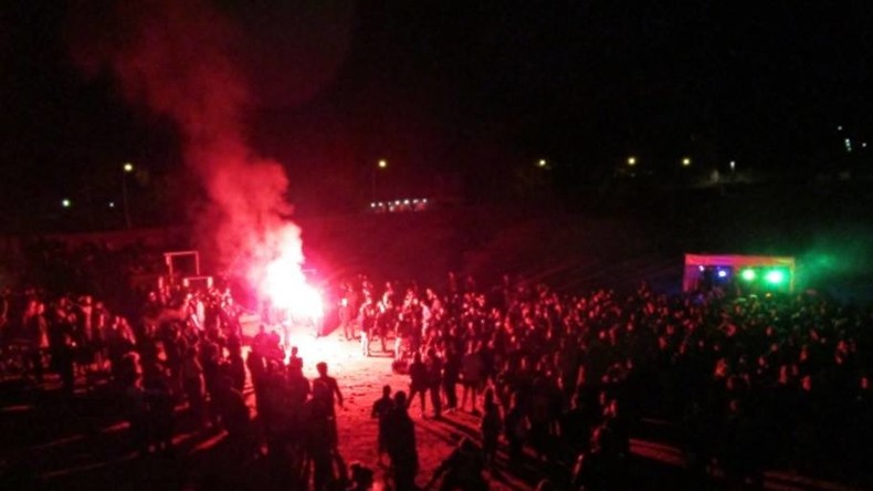 Suisse : des centaines de jeunes sèment la pagaille dans Berne (IMAGES)