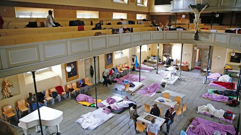 Polémique autour des églises allemandes qui abritent des migrants syriens sans statut de réfugié