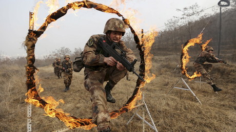 La Chine opte pour le rap afin d'attirer les jeunes recrues dans son armée (VIDEO)