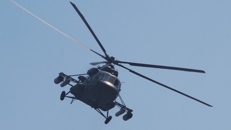 Un raid en hélicoptère prend pour cible la maison des voisins de Petro Porochenko près de Kiev