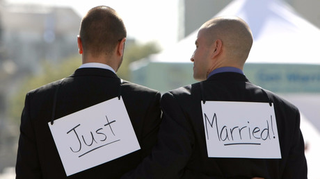 Italie : contre-offensive immédiate après l'adoption de l'union gay