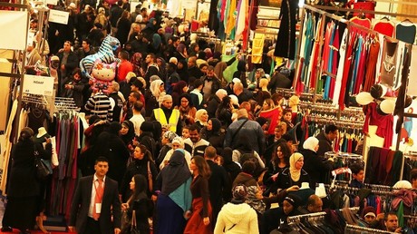La Foire musulmane ouvre ses portes vendredi à Paris, avec son lot habituel de polémiques