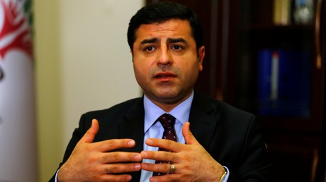 Opposition turque : la loi sur l’immunité parlementaire est un «suicide politique»