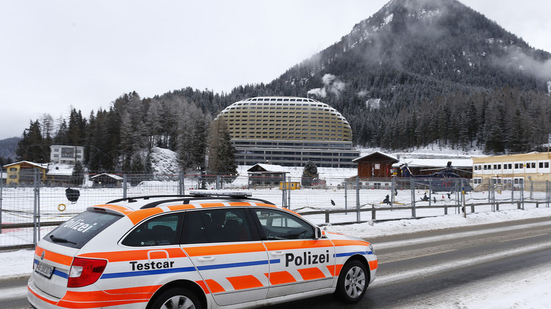 Suisse : après un carambolage, un automobiliste mord sauvagement l'autre conducteur