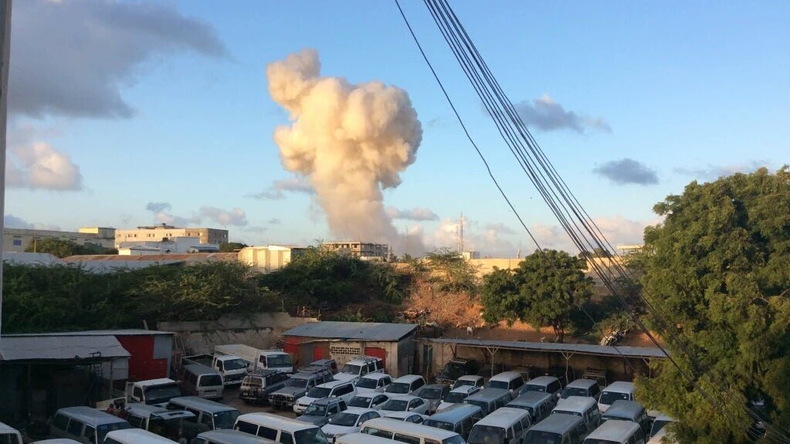 Somalie : au moins dix morts dans l'attaque contre l'Hôtel Ambassador à Mogadiscio