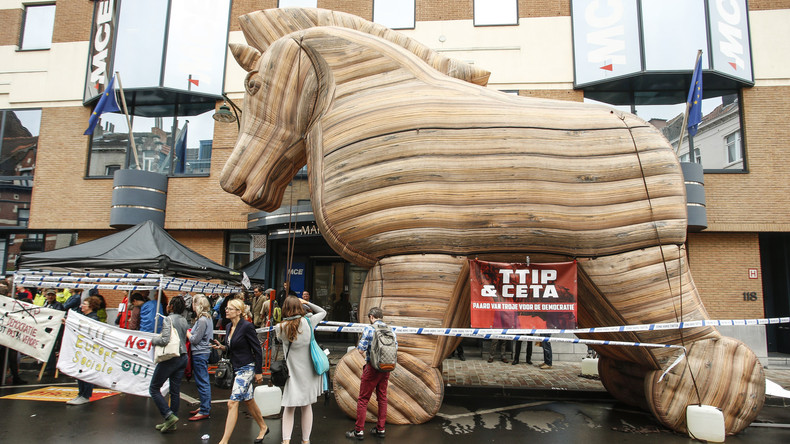 Traité libre-échange UE-Canada : «Le CETA est le frère jumeau du TAFTA»