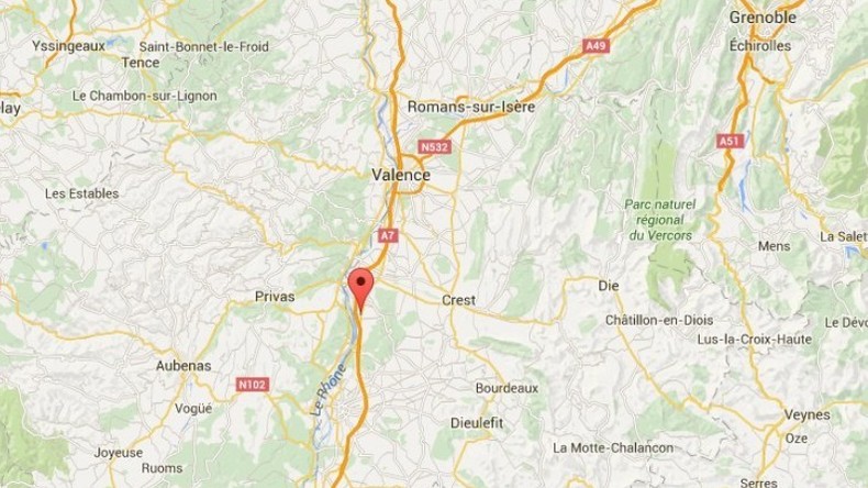 Un car pris cible par un tireur sur l'A7 dans la Drôme : au moins six touristes tchèques blessés