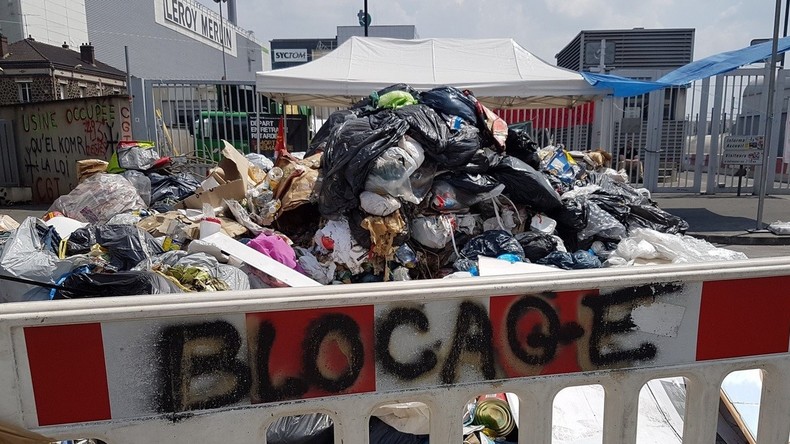 Loi travail : nouveau blocage des principaux sites de traitements des déchets en Ile-de-France