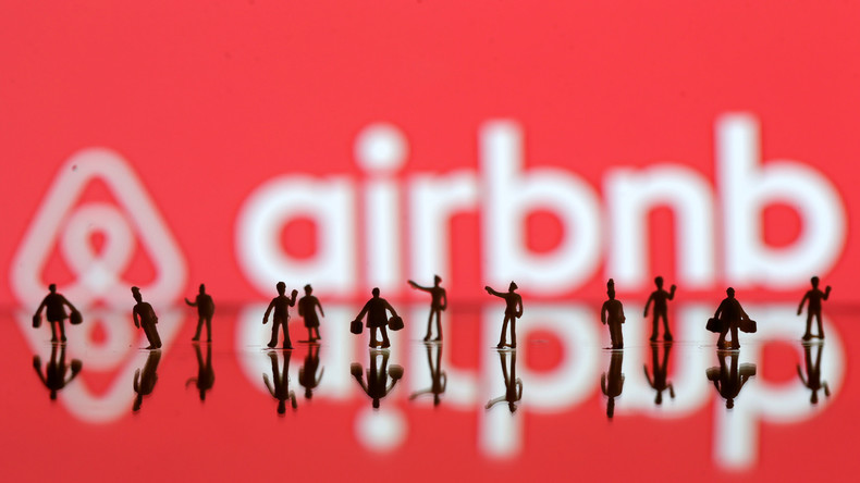 Airbnb prend des mesures face au comportement raciste et transphobe de certains hôtes