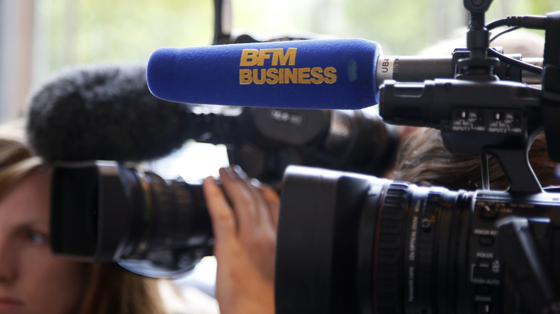 Yvelines : iTélé et BFM critiqués sur Twitter pour avoir tardé à informer du meurtres de policiers
