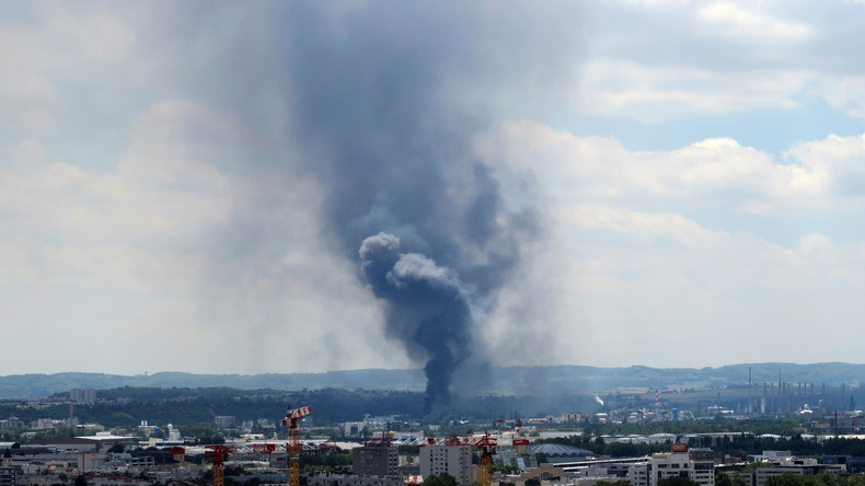 Incendie à Lyon : le salarié porté disparu retrouvé mort dans les décombres (PHOTOS, VIDEO)