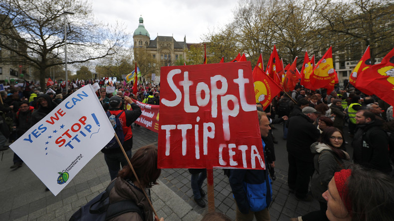 Ratifier le CETA sans recourir aux parlements, «c'est faire comme si les citoyens n’existaient pas»