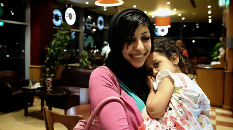 Bahreïn : l'opposante Zainab al-Khawaja officiellement libérée