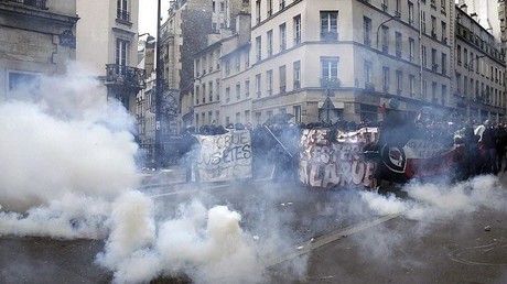 Hommage à Clément Méric : échauffourées entre des antifascistes et la police à Paris (PHOTOS, VIDEO)