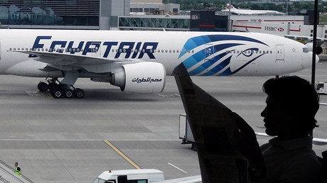 Un avion d’EgyptAir allant du Caire à Pékin forcé d'atterrir en Ouzbékistan à cause d'un canular