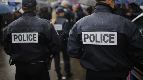 Ivry : ils attaquent des policiers, puis sont libérés à cause d'une panne informatique