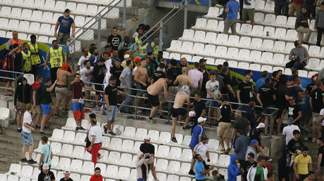 Violences dans le Stade Vélodrome entre supporters anglais et russes