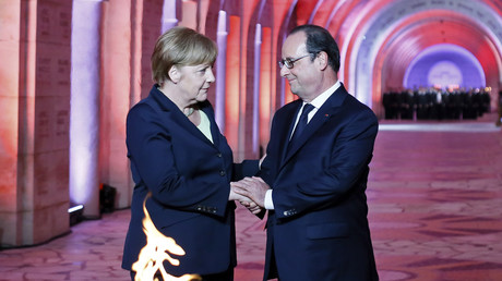 Brexit : Londres souhaite sortir au bon moment, Hollande et Merkel veulent une sortie rapide