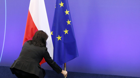 La Pologne réclame un nouveau référendum en Grande-Bretagne pour la ramener dans l'UE