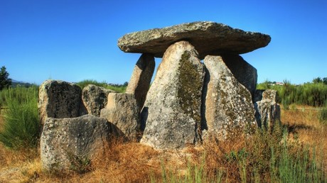 Les tombes préhistoriques étaient-elles utilisées comme télescopes ? 