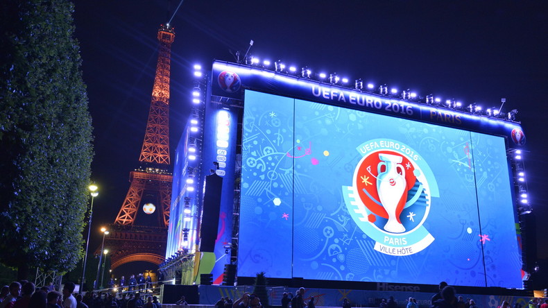Mouvement de panique dans la fan zone à Paris le 2 juillet : plusieurs blessés à déplorer (VIDEO)